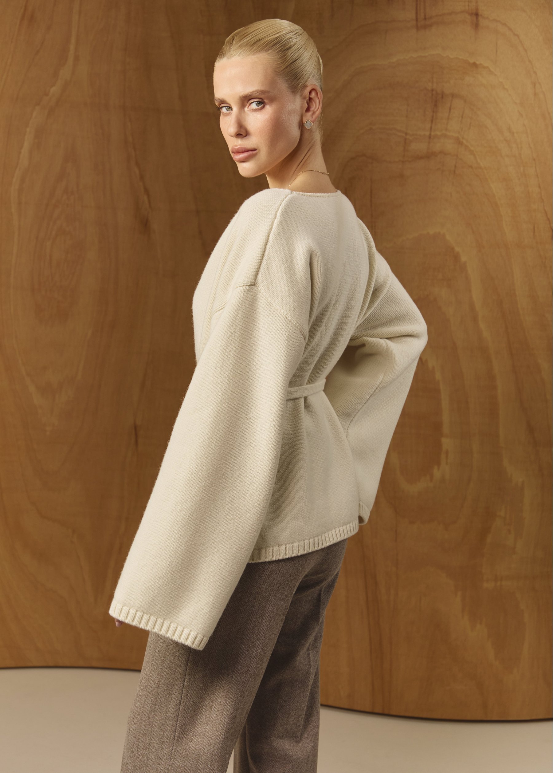 Women's cardigan milk, Mareoni — on model, lifestyle