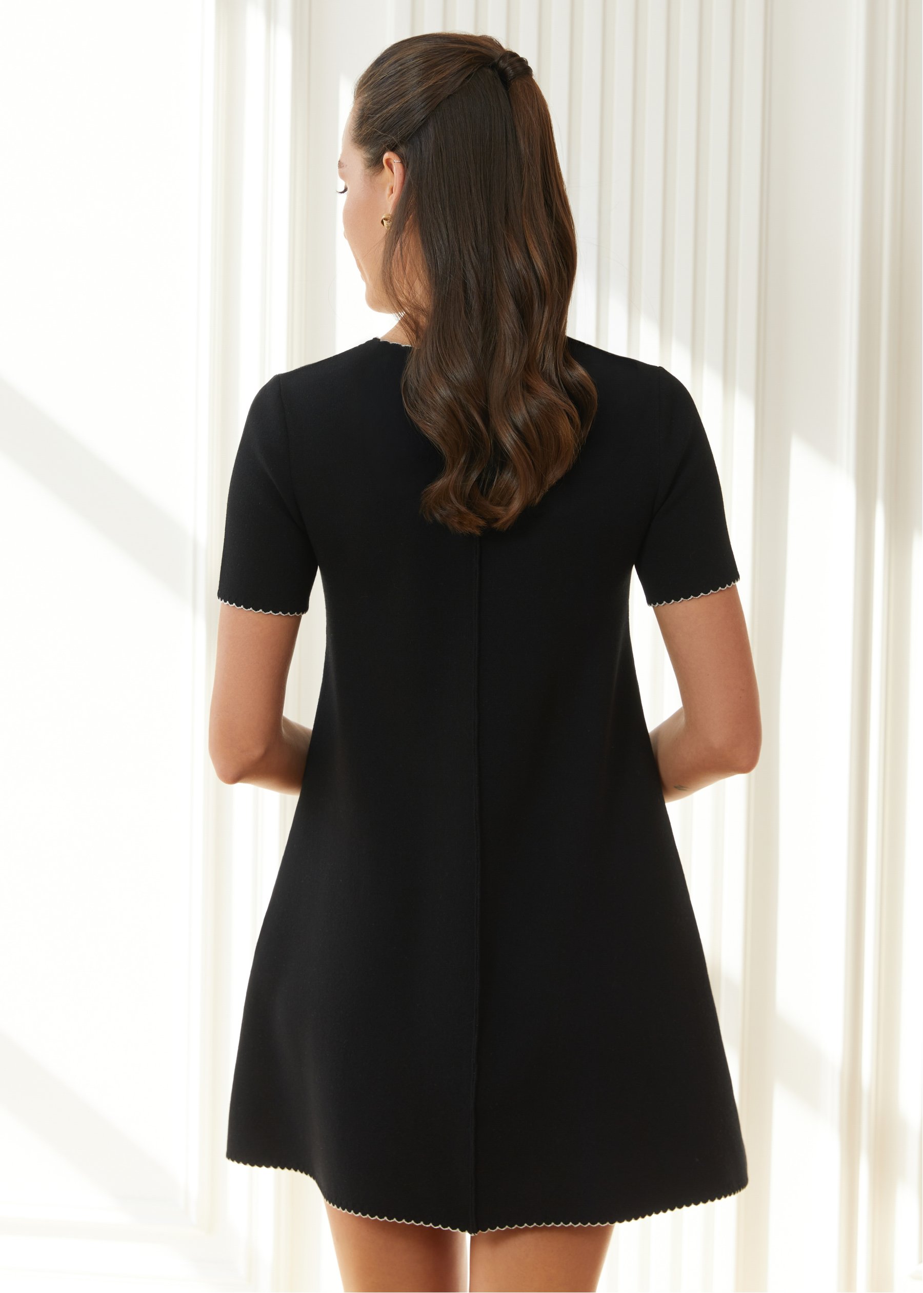 Women's dress mini black, Mareoni — on model, side view