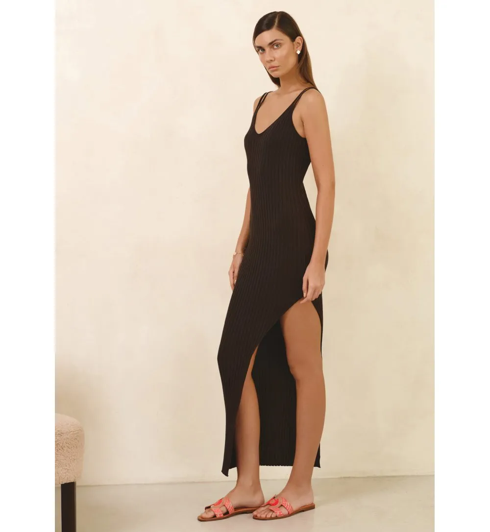 Sundress with V-shaped cut