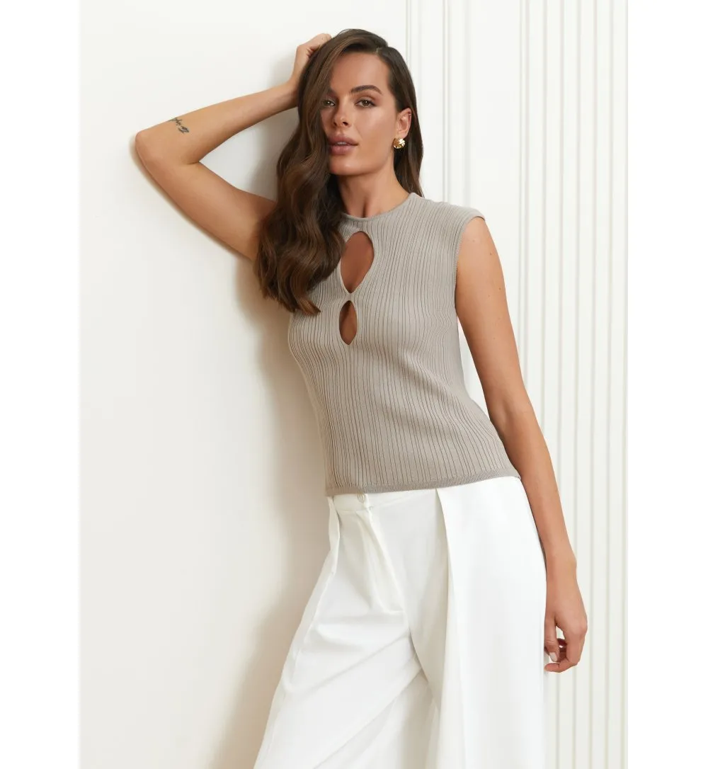 Viscose cutout top